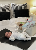 Mini tapis à langer en cuir vegan - Noir et crème