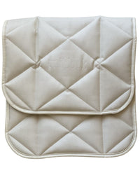 Tapis à langer matelassé & tapis de jeu en cuir végane — Crème