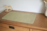 Mini tapis à langer en cuir vegan - Tan & vert