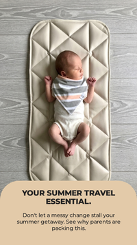 Tapis à langer matelassé & tapis de jeu en cuir végane — Crème