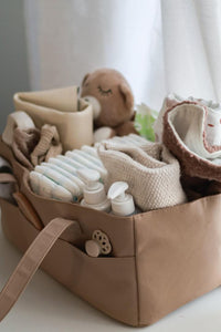 Sac à couches caddy en cuir végane & organisateur de chambre de bébé
